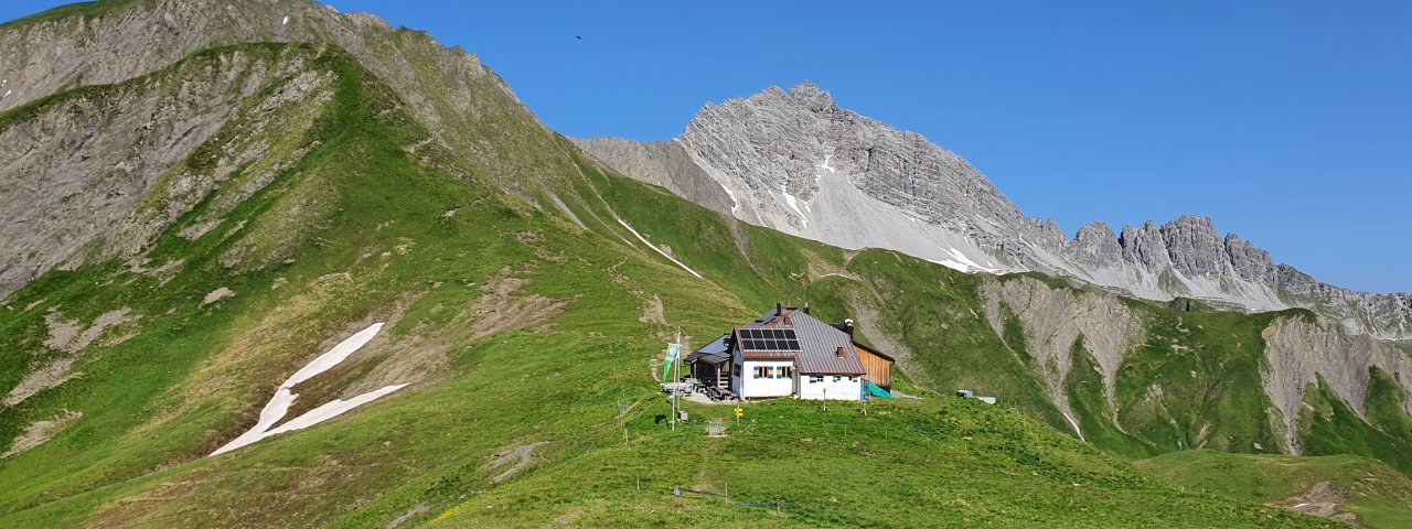 Das Kaiserjochhaus in den Lechtaler Alpen