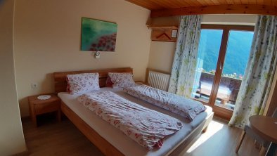 Doppelzimmer mit Balkon