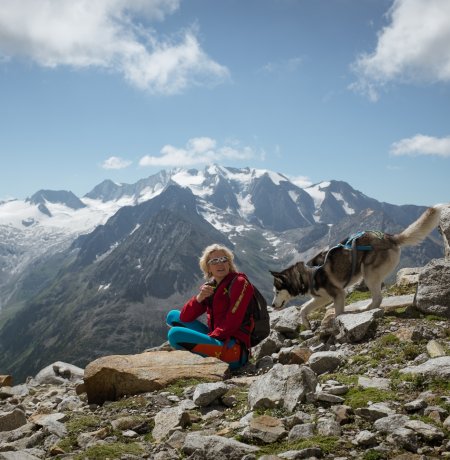Katharina Daum von der Olperer Hütte, © Tirol Werbung/Jens Schwarz