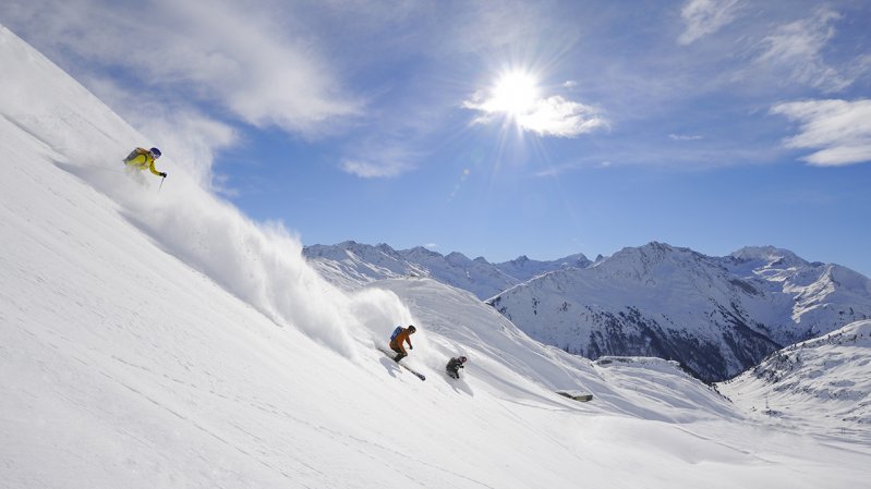 Anfang Dezember 2023 öffnet das Skigebiet St. Anton am Arlberg, © TVB St. Anton am Arlberg / Josef Mallaun