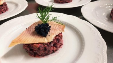 Tatar von Rote Beete, Räucherforelle, Caviar, © Das Halali