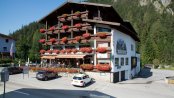 Hotel Alpina im Sommer, © Foto Somweber