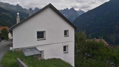 Das Haus wurde im Jahr 2015 aussen zum Teil wärmegedämpt, © im-web.de/ DS Destination Solutions GmbH (eda3 Kaun)