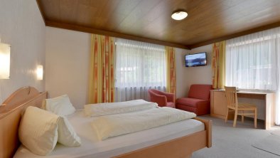 Hoamatl Mayrhofen - Schlafzimmer 1
