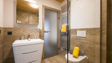 Chalet Badezimmer mit Infrarotdusche