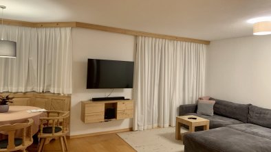 Wohnzimmer 1.2