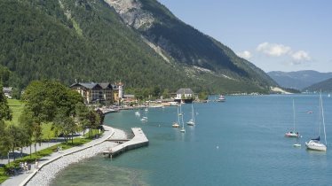 das Hotel Post liegt direkt am Achensee, © Hotel Post am See
