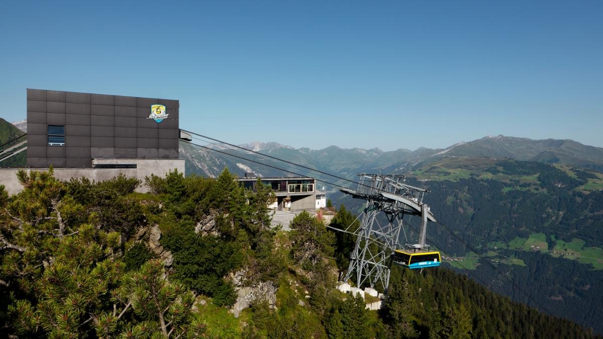 10 Sommerbergbahnen bringen Sie im Zillertal die Gipfel näher. Ob Panoramaberge, Familienberge, Genussberge oder Actionberge, das Angebot rund um die Bergstationen der Zillertaler Bergbahnen ist vielseitig., © Mayrhofener Bergbahnen