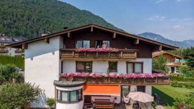 Inviting Chalet in Kirchdorf in Tirol near City Centre, © bookingcom