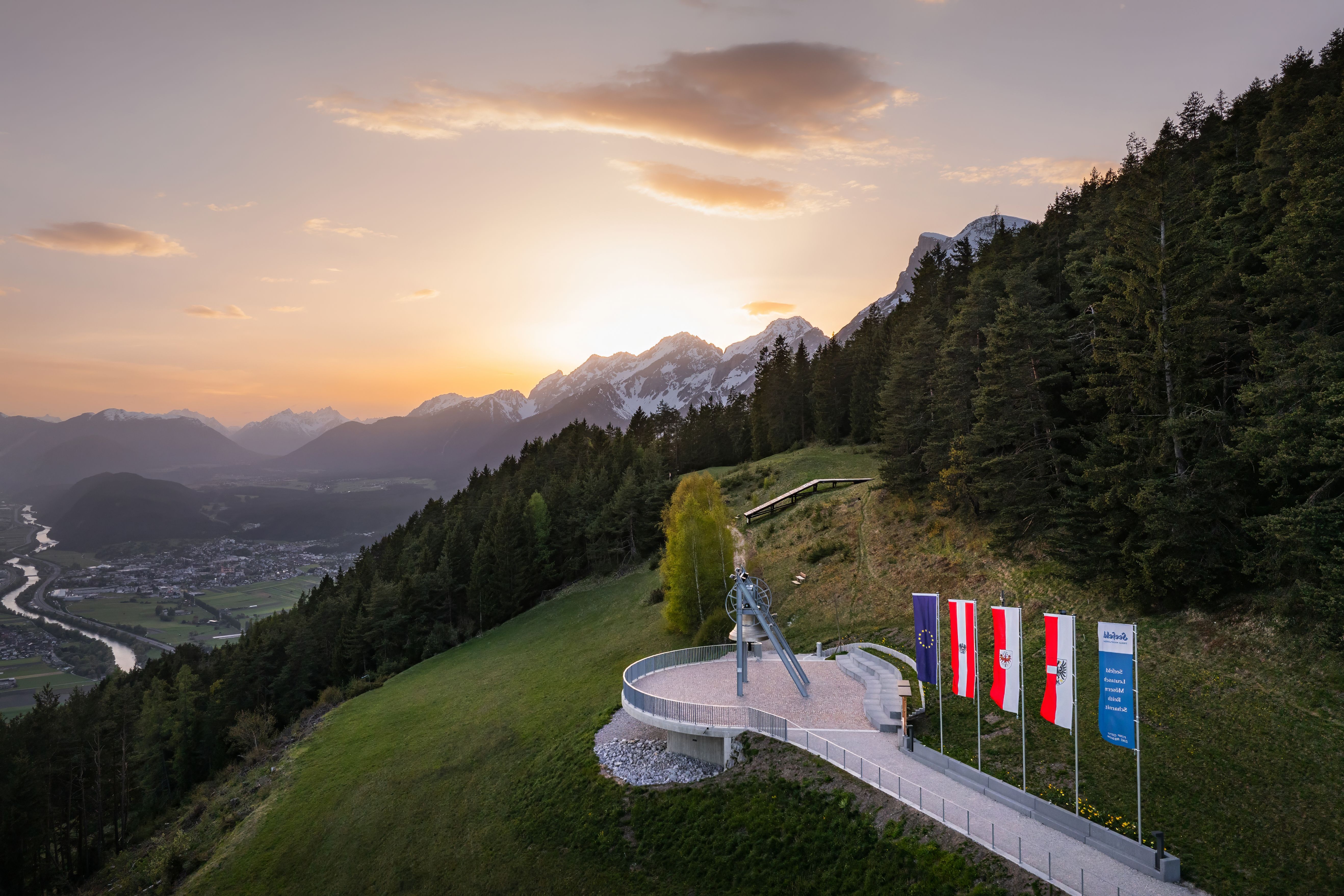 Friedensglocke bei Mösern