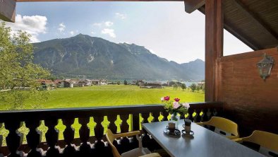 Ausblick von einem der Balkone zum See, © Appartementhaus Leithner