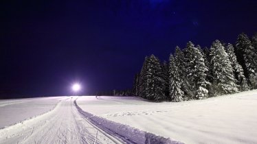 Beleuchtete Trainingsloipe in Angerberg, © Hannes Dabernig