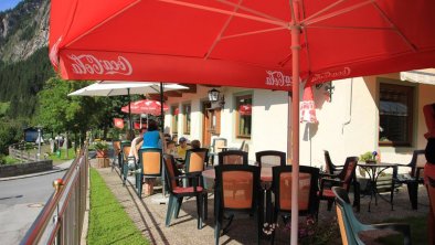 Cafe Alpenland Ginzling - Terrasse1, © Cafe Alpenland