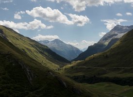 Eine faszinierende alpine Urlandschaft, viel weiter, als das Auge reicht: Mit 1.856 Quadratkilometer Fläche ist der Nationalpark Hohe Tauern das größte Naturschutzgebiet im gesamten Alpenraum.