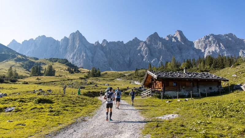 Bis zu 52 Kilometer Strecke sind beim Karwendelmarsch zu bewältigen, © Achensee Tourismus