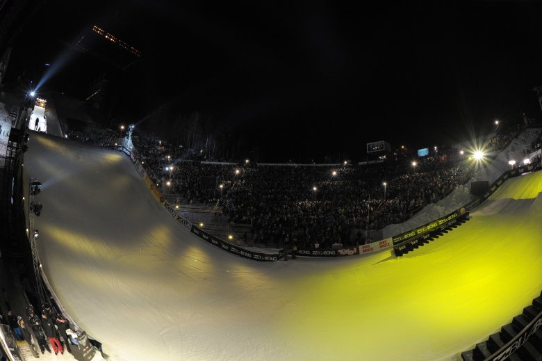 Jahrelanger Fixpunkt der Snowboardszene: Der Air&amp;Style im Bergisel-Stadion., © GEPA pictures - Amir Beganovic