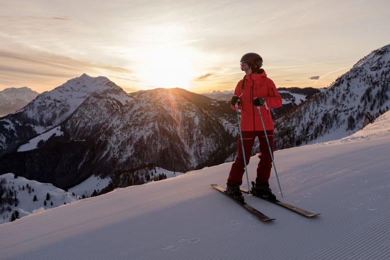 Early Morning Skiing, © Tirol Werbung / Hans Herbig