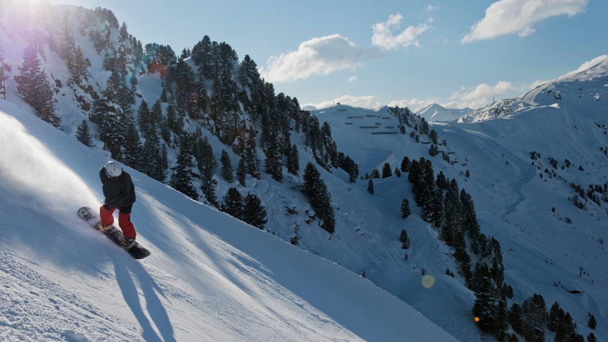 78 Prozent Gefälle am Actionberg Penken sind nichts für schwache Nerven (oder unsichere Skisportler). Wer sich überwindet, wird mit unbändigem Stolz auf seine Leistung und einem Foto seines wilden Ritts belohnt., © Mayrhofen-Hippach/Frank Bauer