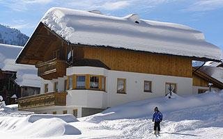 Ferienhaus Peinte - Winteransicht 2