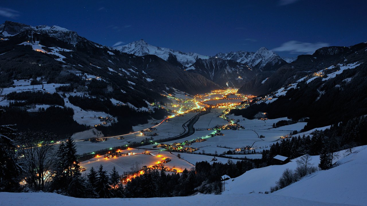 Mayrhofen bei Nacht, © TVB Mayrhofen-Hippach/Paul Sürth