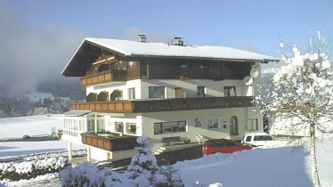 Haus im Winter2_neueGröße