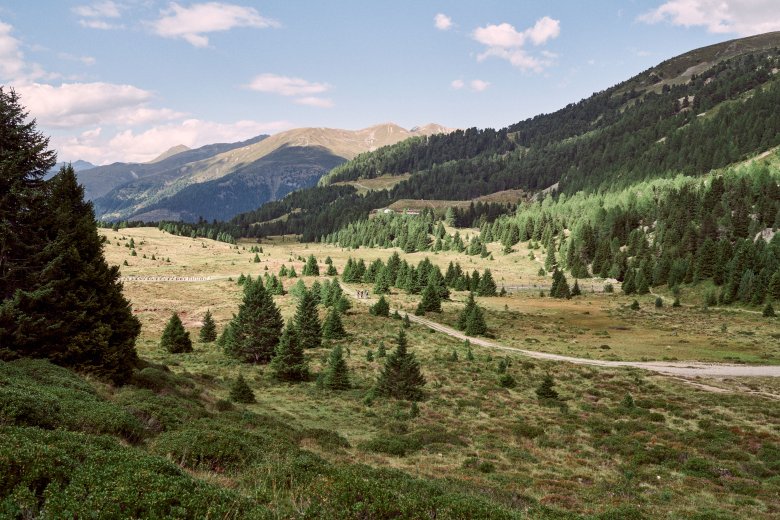 Das gibt&rsquo;s nur hier: Grenzenlose Trails im Dreil&auml;ndereck zwischen &Ouml;sterreich, Schweiz und Italien.&nbsp;, © Tirol Werbung / Sebastian Schels 