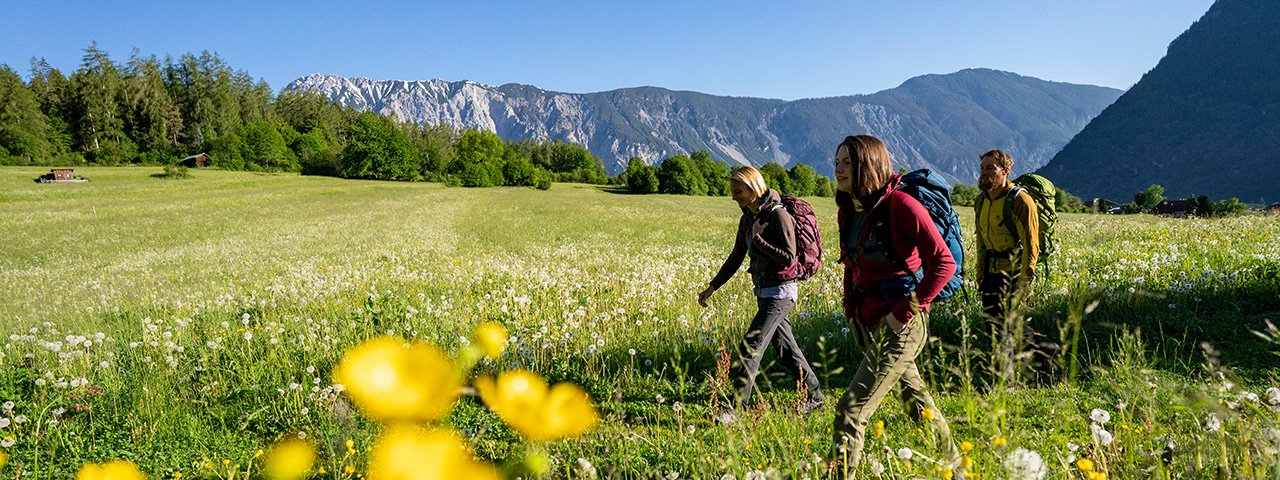 Bis zu 45 Kilometer führt der Ötztalmarsch durchs Tal, © Bernd Ritschel / Ötztal Tourismus